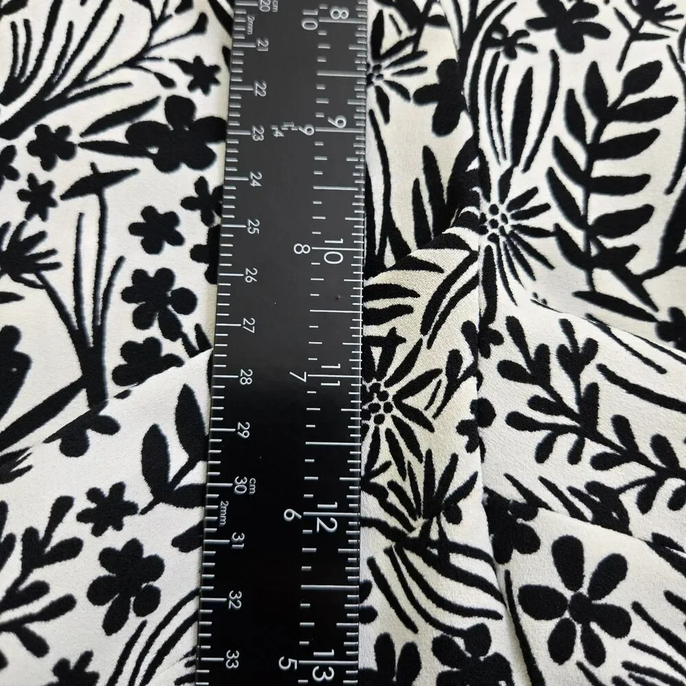 LOFT Women 6 Black White Floral Palazzo Wide Leg High Rise Trousers - Picture 9 of 10